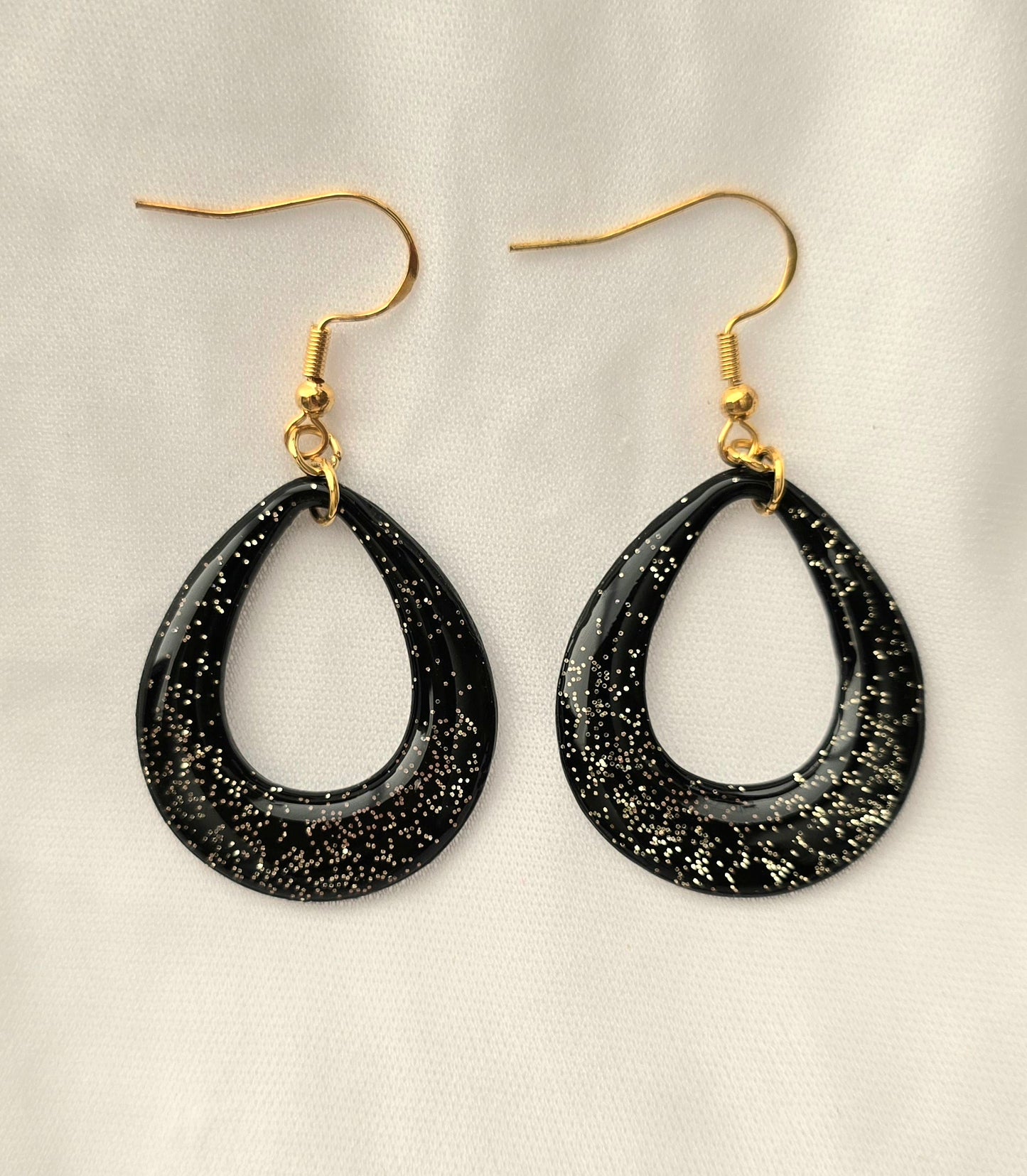 Black and Gold Elegant Hoop Earrings