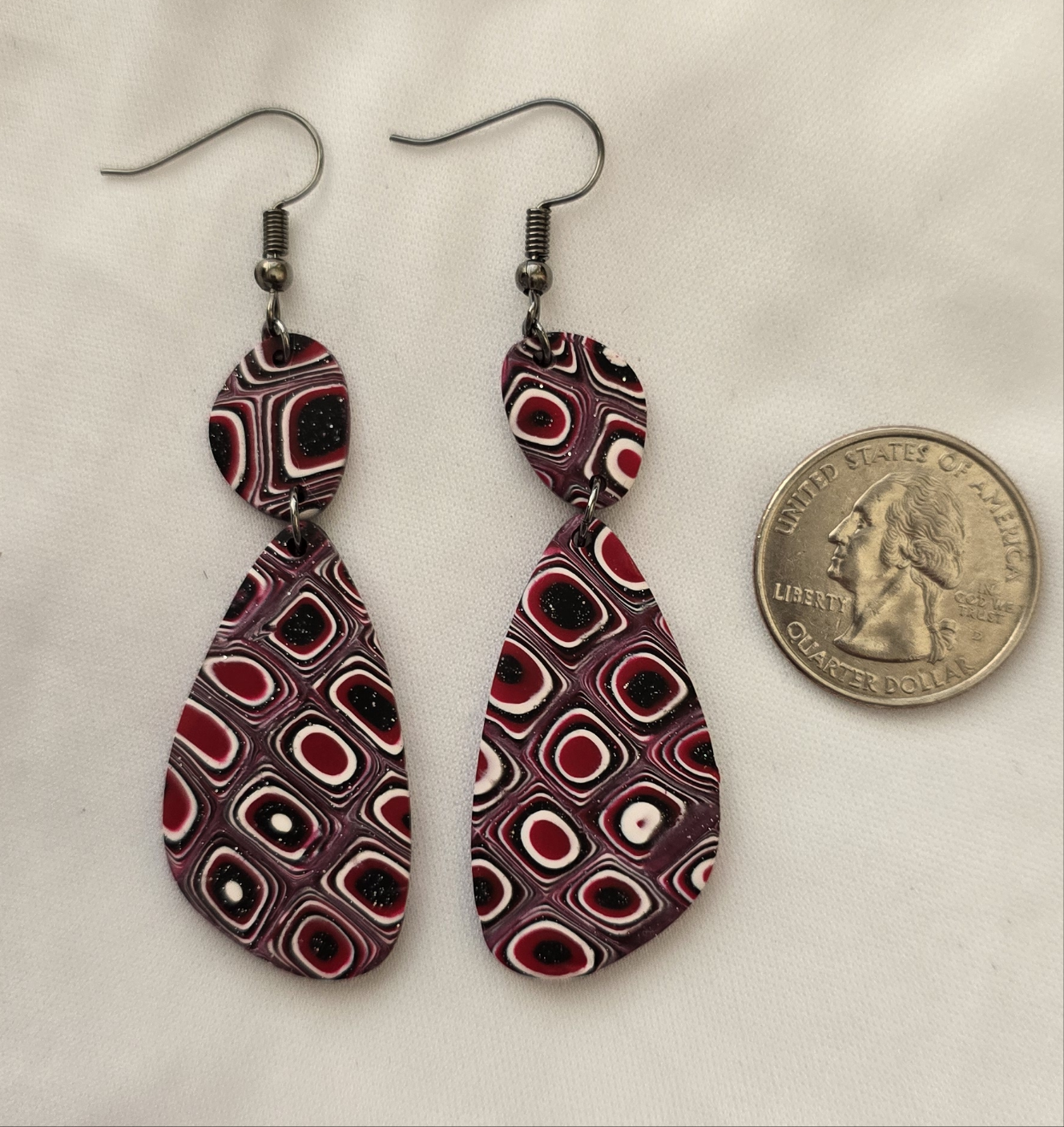 Shimmery Red and Black Circle Dangle Earrings