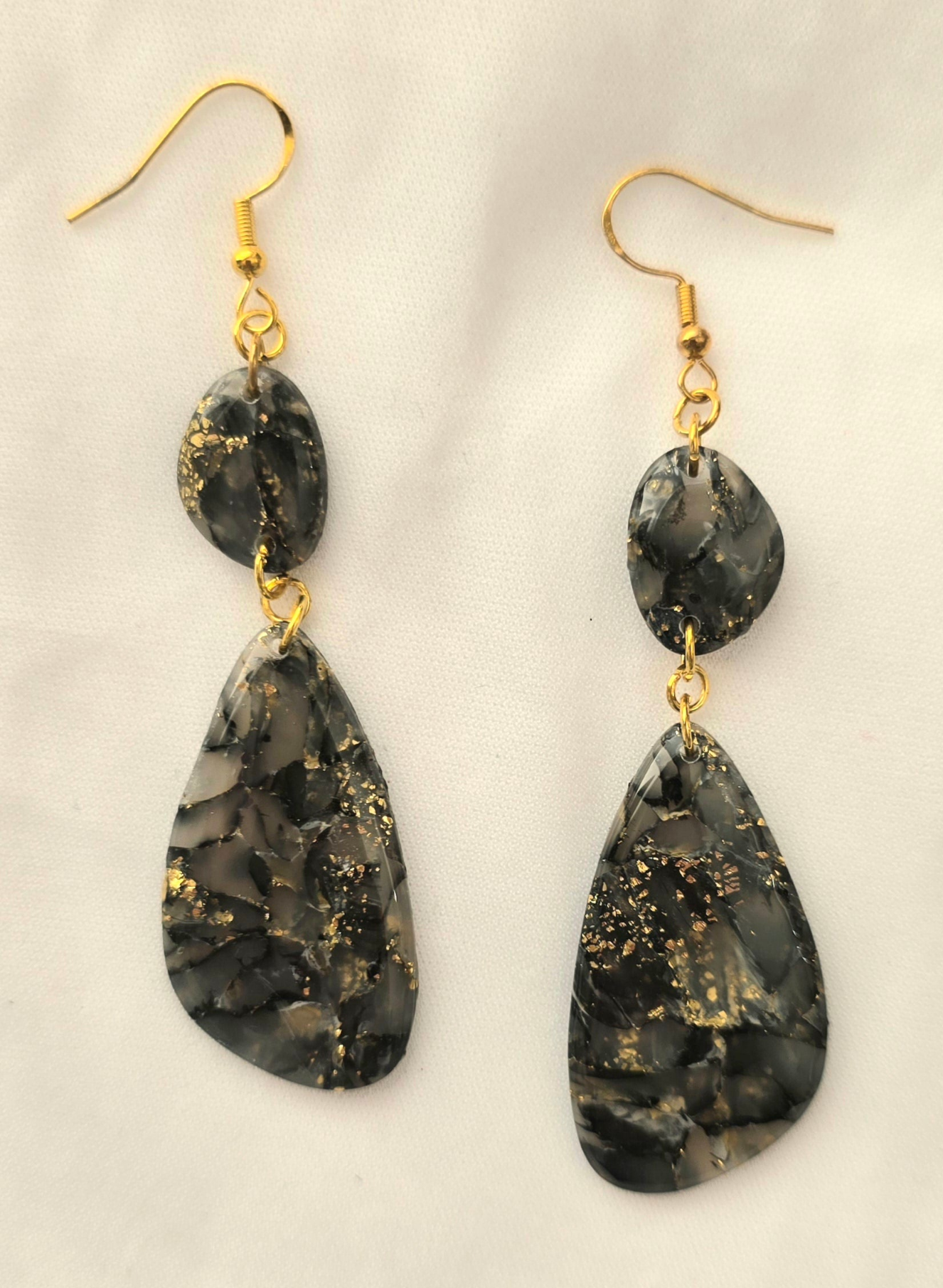 Black Sagenite Agate Faux Oval Dangle Earrings