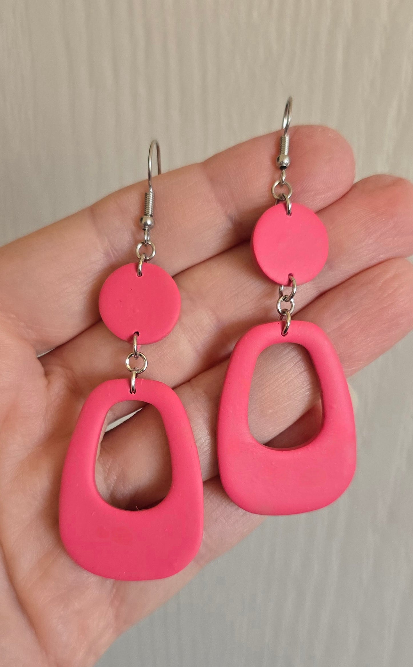 Retro Oval Dangle Earrings (Blush)