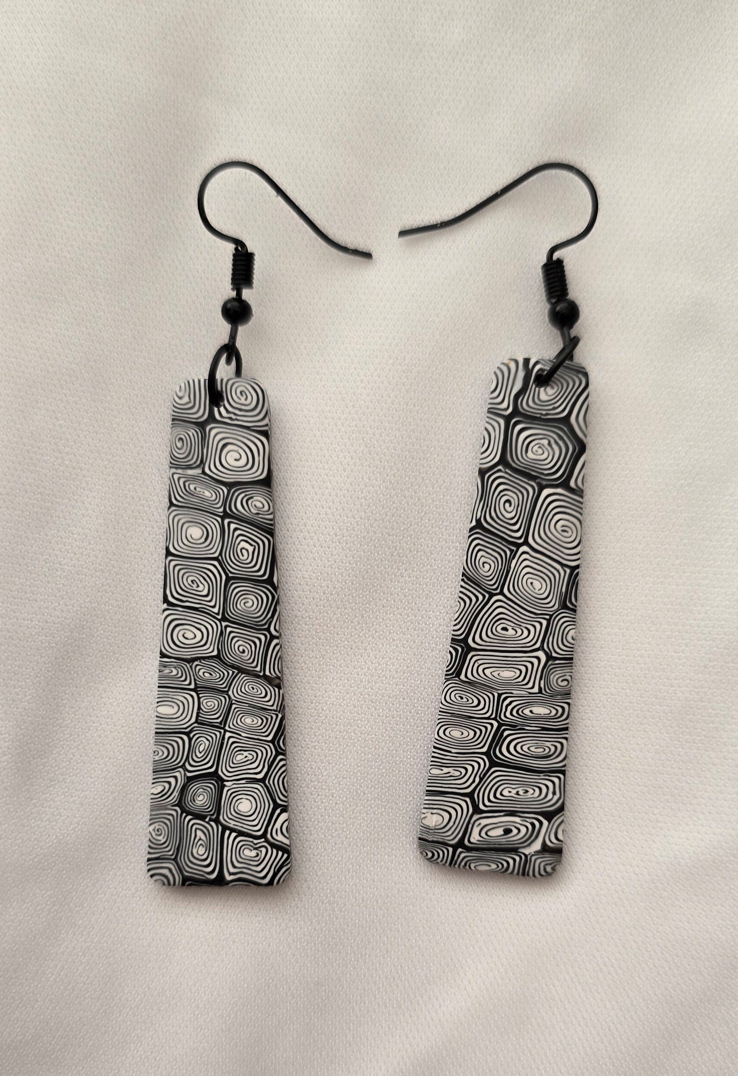 Black and White Swirl Earrings, Style 2