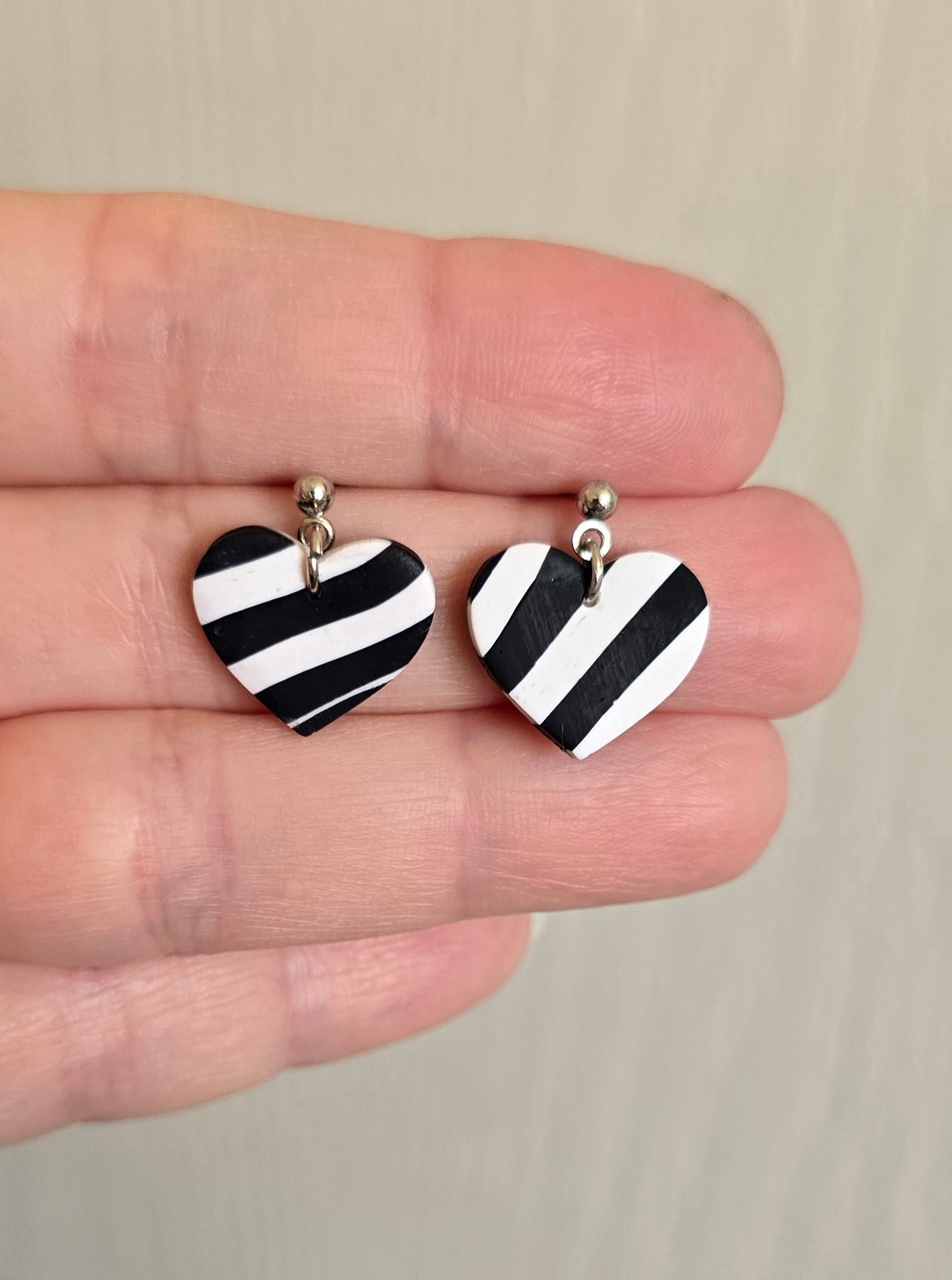 Black and White Zebra Striped Small Heart Earrings
