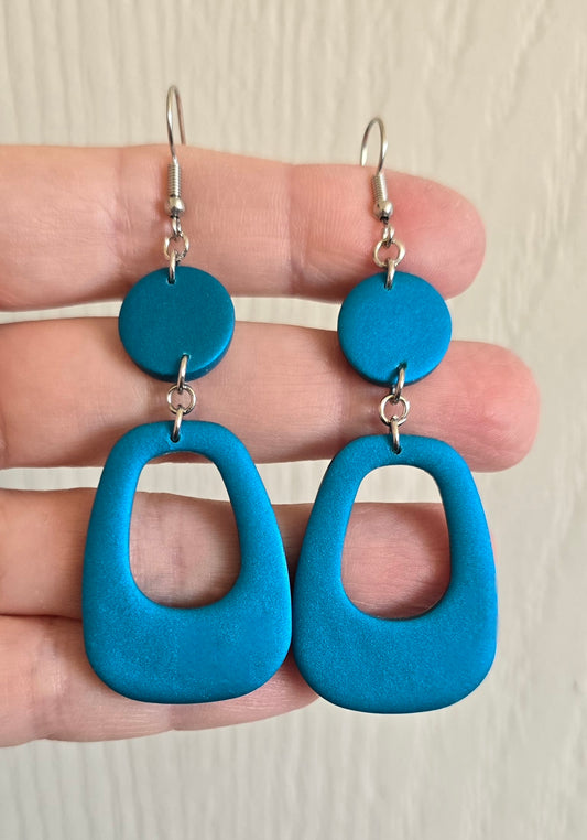Retro Oval Dangle Earrings (Blue Pearl)