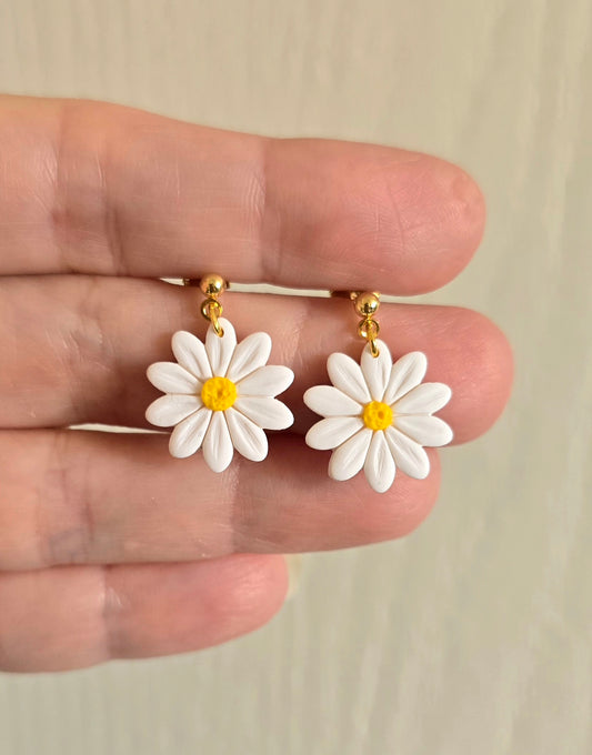 Daisy Stud Earrings