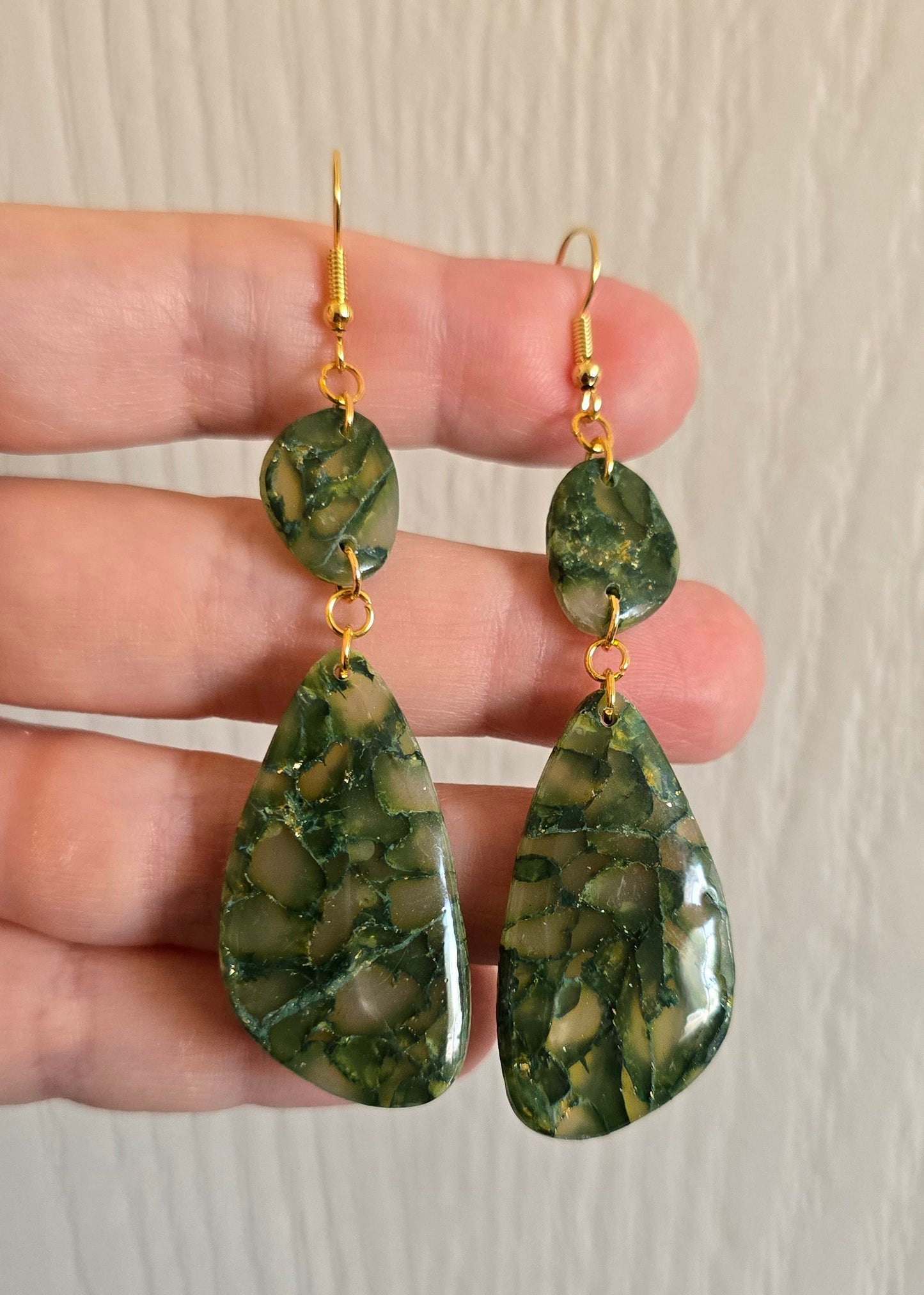 Emerald Faux Oval Dangle Earrings