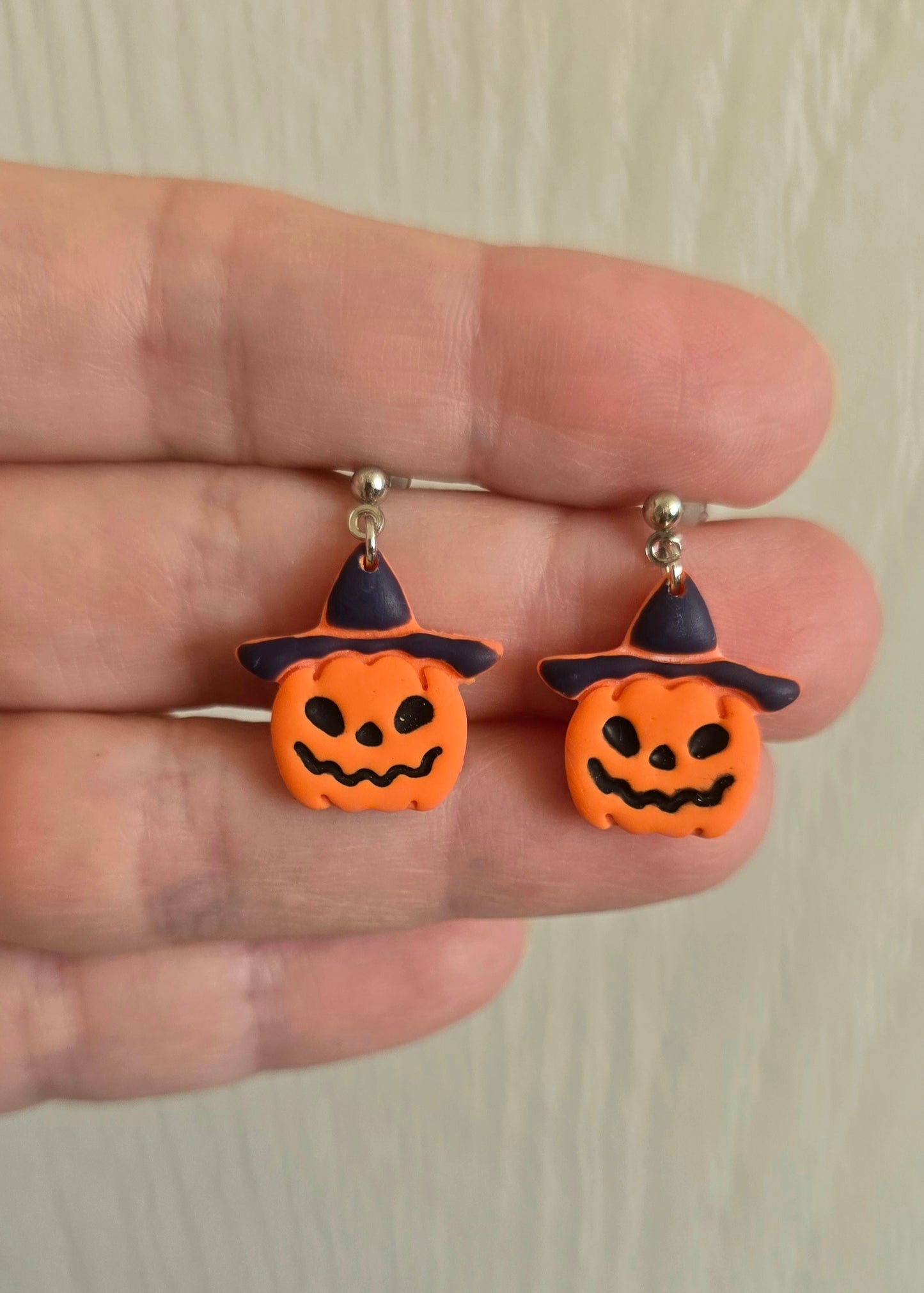 Jack O' Lantern Witch Hat Pumpkin Earrings